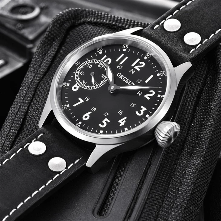 Men's Manual Winding Mechanical Watch Sapphire Watch Leather Back Luminous 3AMT Waterproof Watch